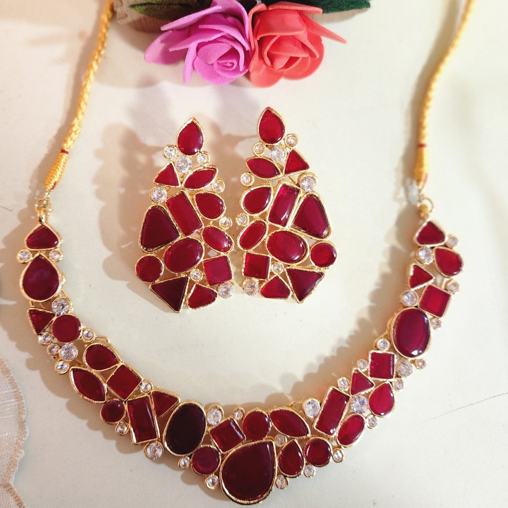 Maroon Beautiful Statement Necklace Egyptian Styl… - image 3